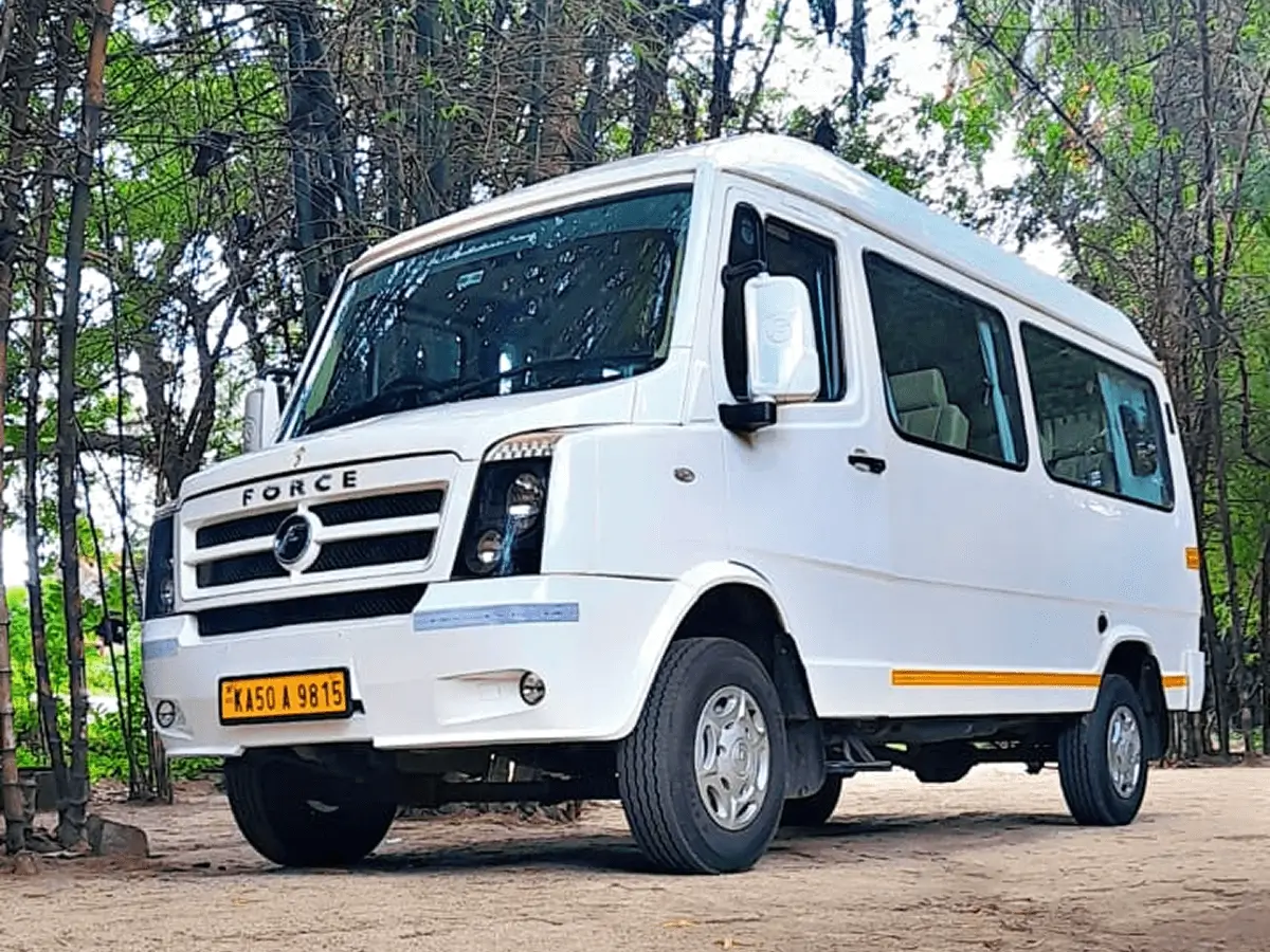 10 Seater Luxury Tempo Traveller